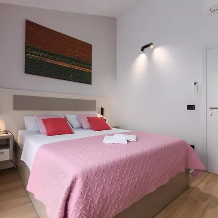 Apartment Grota *