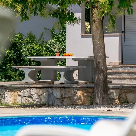 Grota Porec